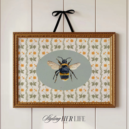 Vintage Bee Digital Art Print | IN057